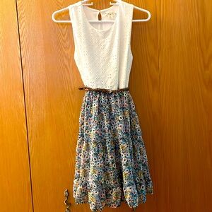 Knit works girls sz 16 excellent use condition dress. W/ builtin slip with tool.